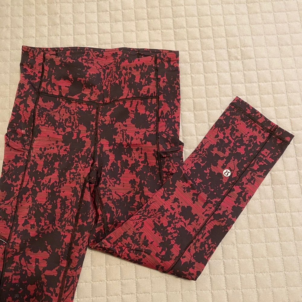 Lululemon crop leggings